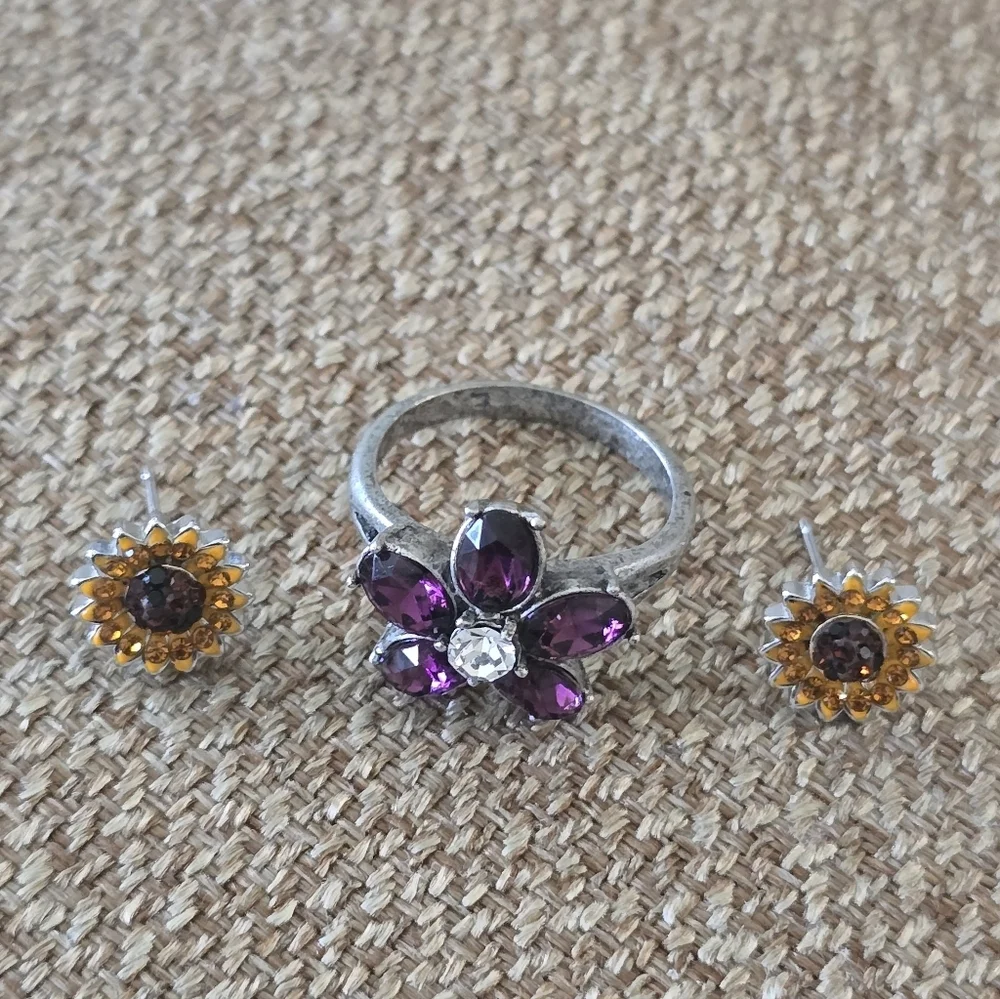 Macy's Purple Silver Floral Ring Sunflower Stud Earrings Set Size 6 New
